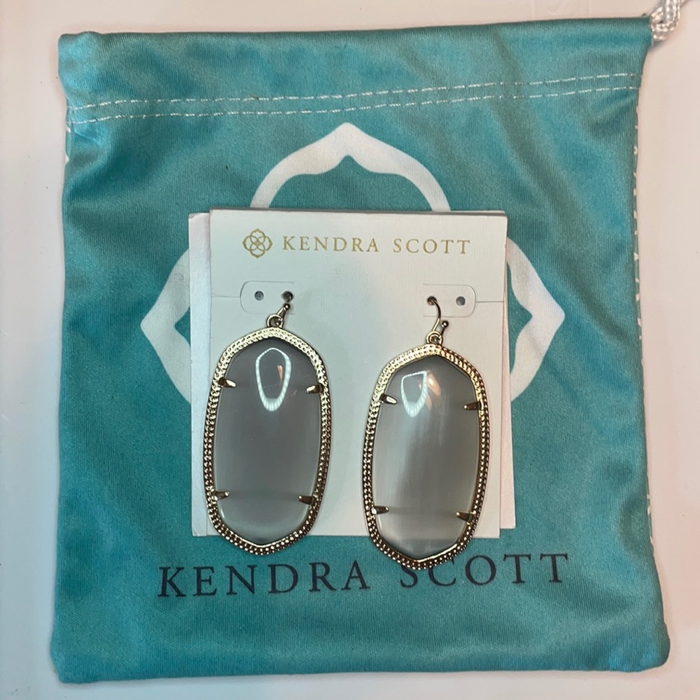 Kendra Scott 🔹never been worn 🔹earrings